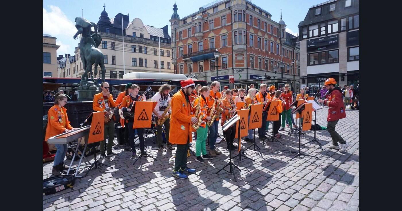 Brinnande spår slog ut nattågen – så länge står din resa still